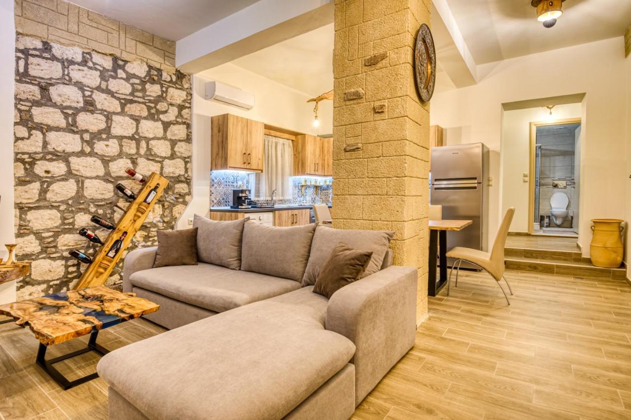 Villa Crypty Soroni Exteriör bild