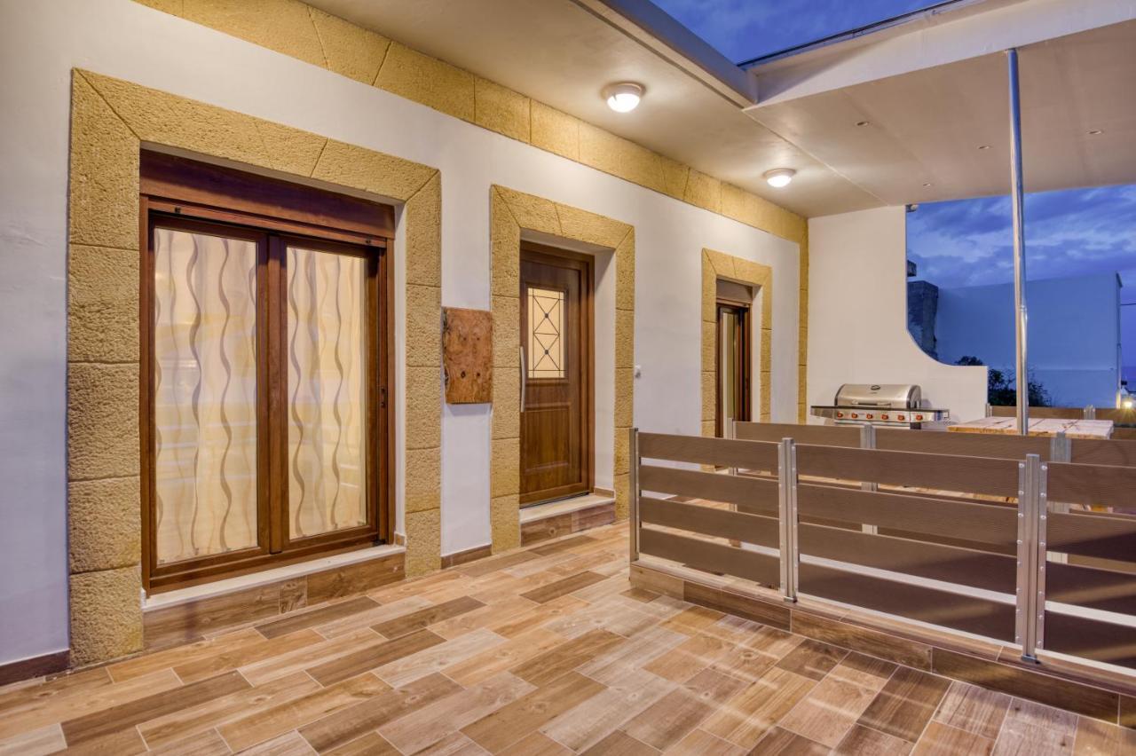 Villa Crypty Soroni Exteriör bild